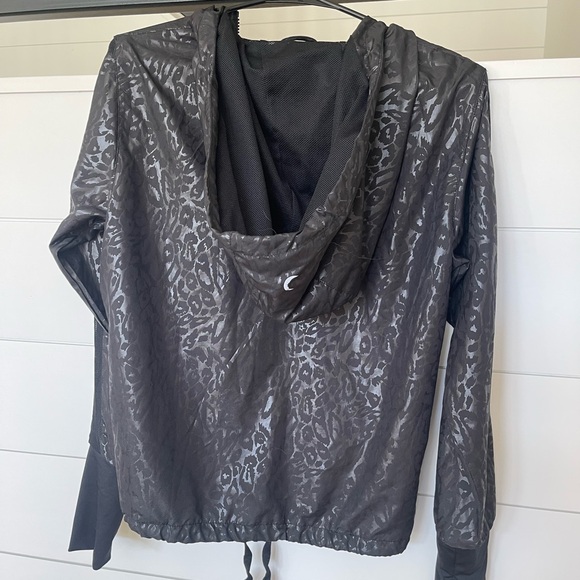 ZYIA Jacket - Picture 3 of 6